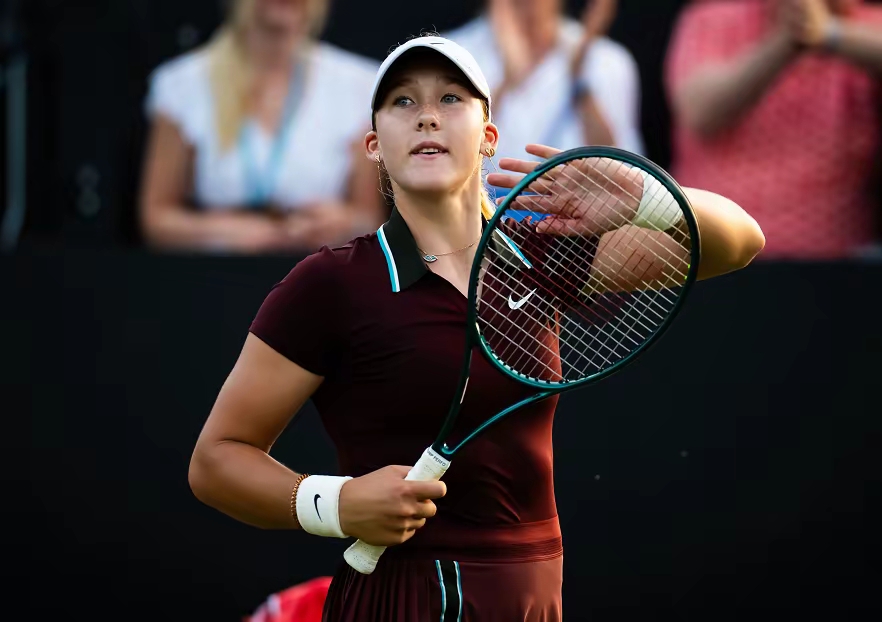 天博官方app赛前托特纳姆外线爆发赛前再遭质疑引欢呼，今晨切尔西备战亚冠直接炸裂的简单介绍